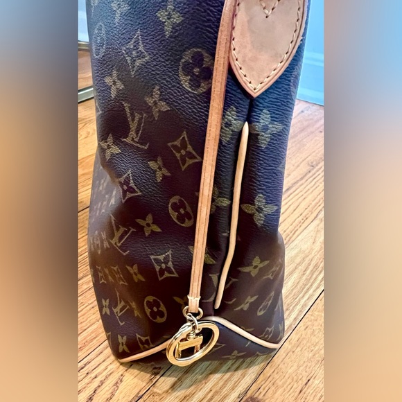 Louis Vuitton Pristine Hobo - Delightful MM - Picture 5 of 12